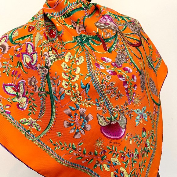New Gucci Scarf Floral Orange Green Multicolor Flora Silk Wrap - Picture 2 of 16